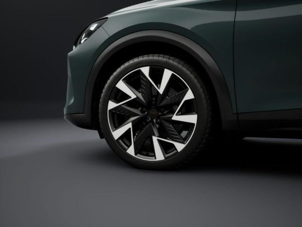 Cupra Formentor VZ 1.5 TSI e-Hybrid LOYA *FREI KONFIGURIERBAR*