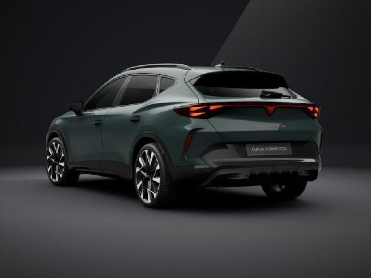 Cupra Formentor VZ 1.5 TSI e-Hybrid LOYA *FREI KONFIGURIERBAR*