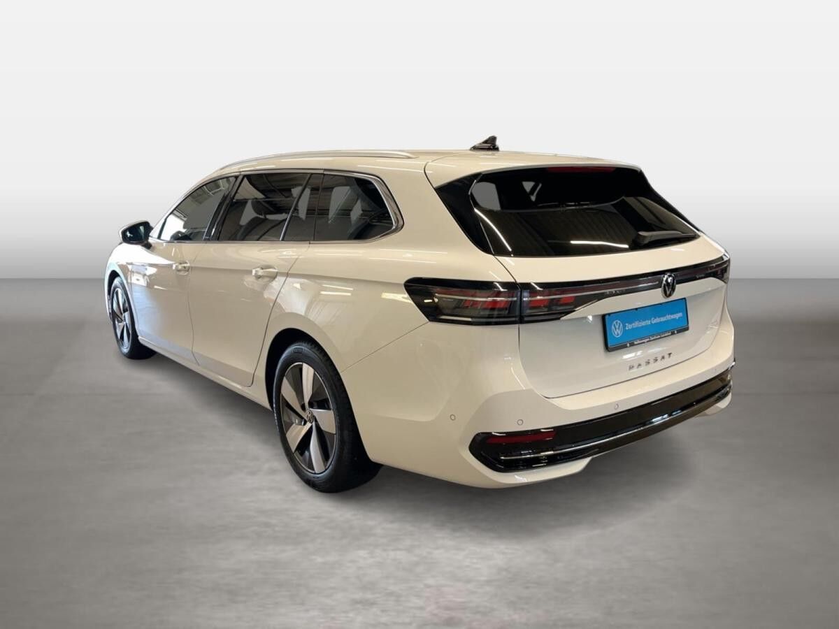 Volkswagen Passat Variant Elegance 2.0 TDI DSG 360 ACC AUT