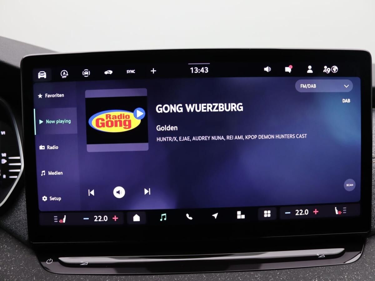 Skoda Octavia Selection 2.0TDI DSG/ Navi, Matrix, 360°