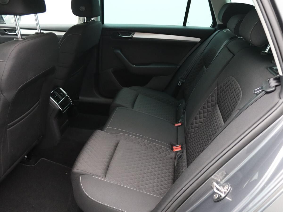 Skoda Superb Combi Ambition 2.0 TDI DSG/ LED, ACC, SHZ