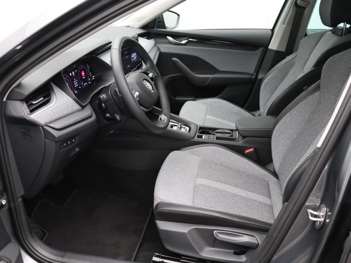 Skoda Octavia Combi Selection 2.0 TDI DSG/ Matrix, ACC