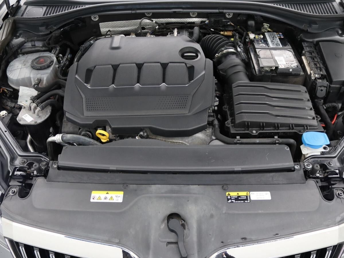 Skoda Superb Combi Ambition 2.0 TDI DSG/ LED, ACC, SHZ