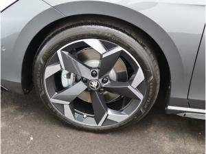 Skoda Superb Combi Sportline 2.0 TDI 4x4DSG/360°Kamera