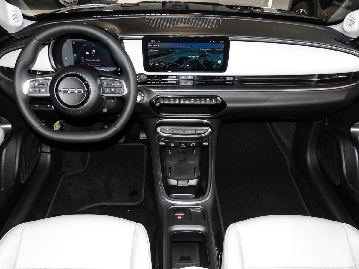 Fiat 600 ⚡La Prima⚡ Hybrid DCT  Navi  Massage Sitz LED