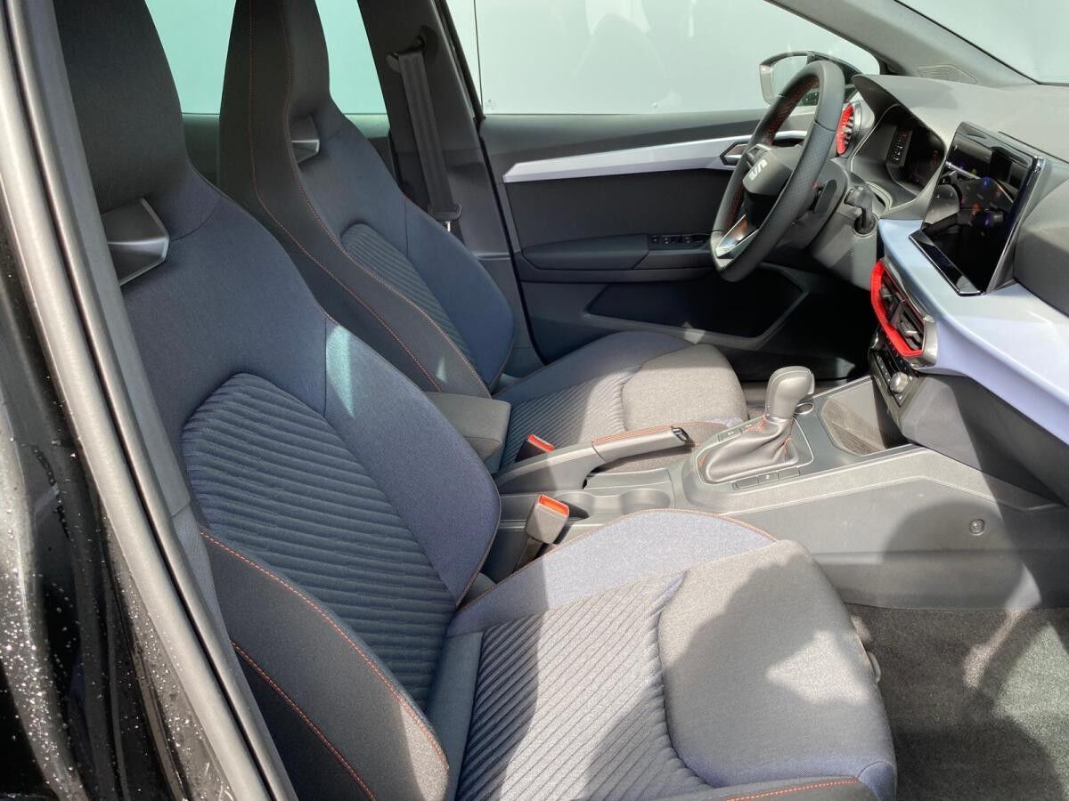 Seat Ibiza 1.0 TSI DSG FR Black Edition LED NAVI RFK