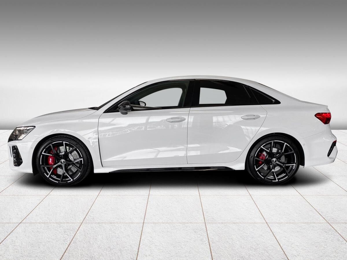 Audi RS3 RS 3 Limousine 2.5 TFSI Sportabgas 280km/h B&O