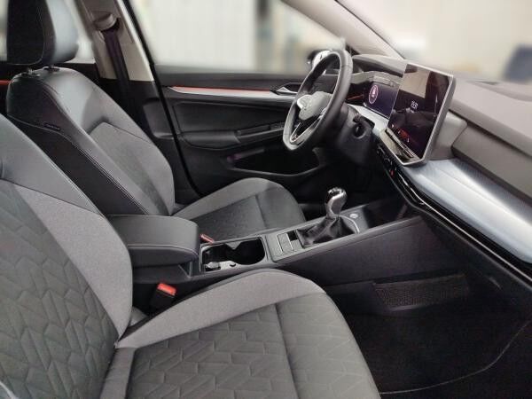 Volkswagen Golf VIII 1.5 TSI Goal Navi LEDPlus DAB+ FrontAssist