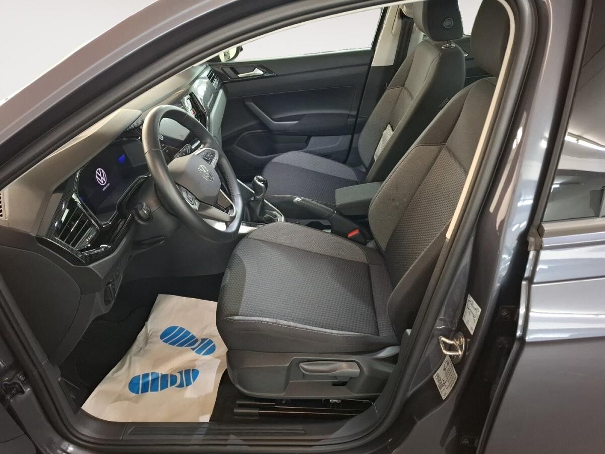 Volkswagen Taigo 1.0 TSI Life CarPlay LED SHZ PDC