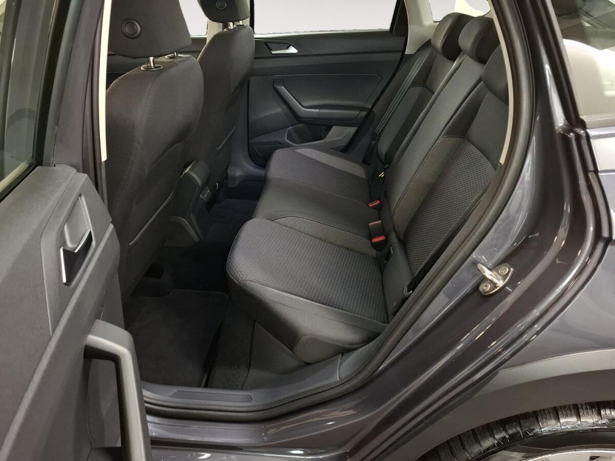 Volkswagen Taigo 1.0 TSI Life CarPlay LED SHZ PDC