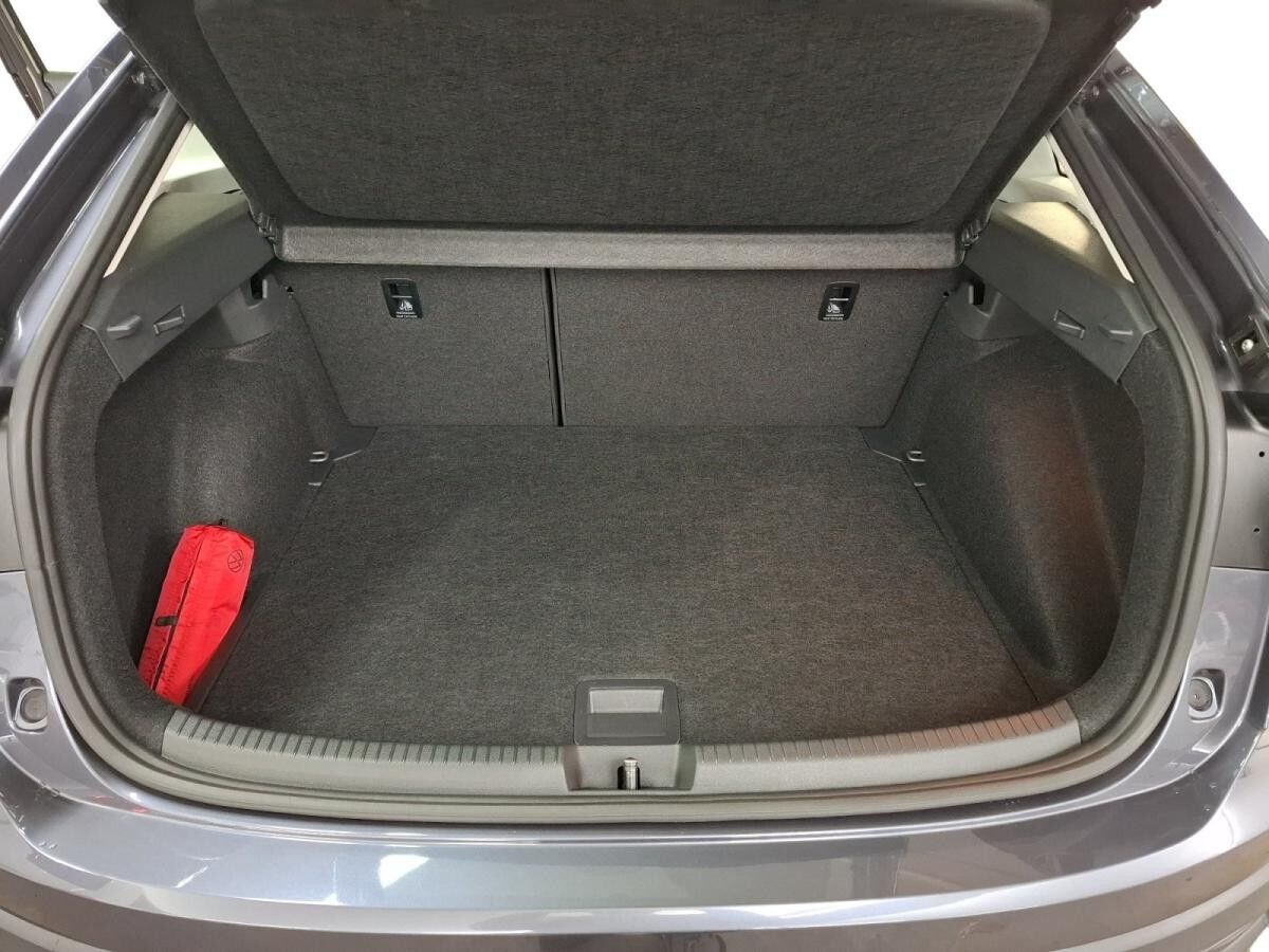 Volkswagen Taigo 1.0 TSI Life CarPlay LED SHZ PDC