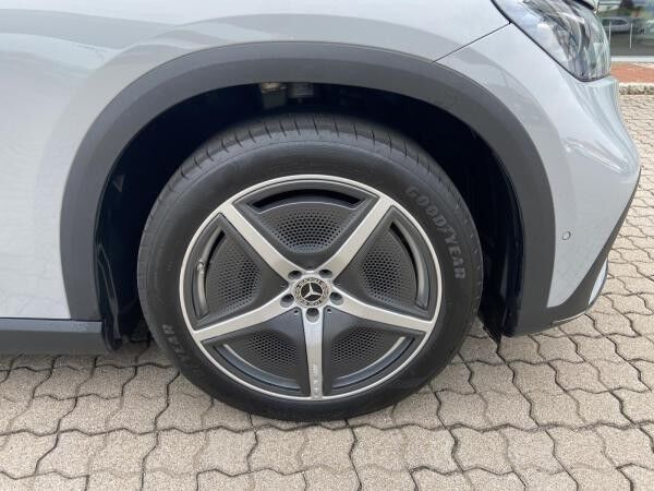 Mercedes-Benz EQE EQE 300