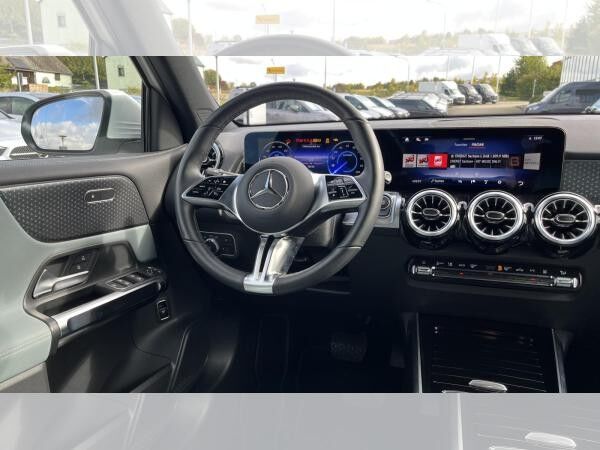 Mercedes-Benz EQB EQB 300