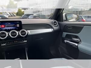 Mercedes-Benz EQB 300 4M Progressive.Advan.+Carplay+Kamera+LED