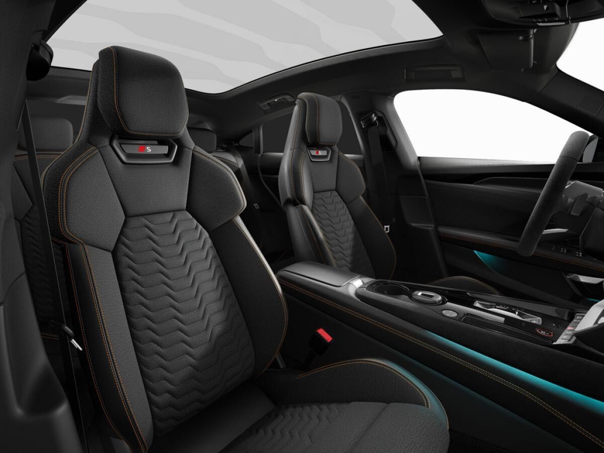 Audi e-tron GT S qu. Black/Pano/Laser/HuD/ACC/360° Audi e-tron GT S qu. Black/Pano/Laser/HuD/ACC/360°