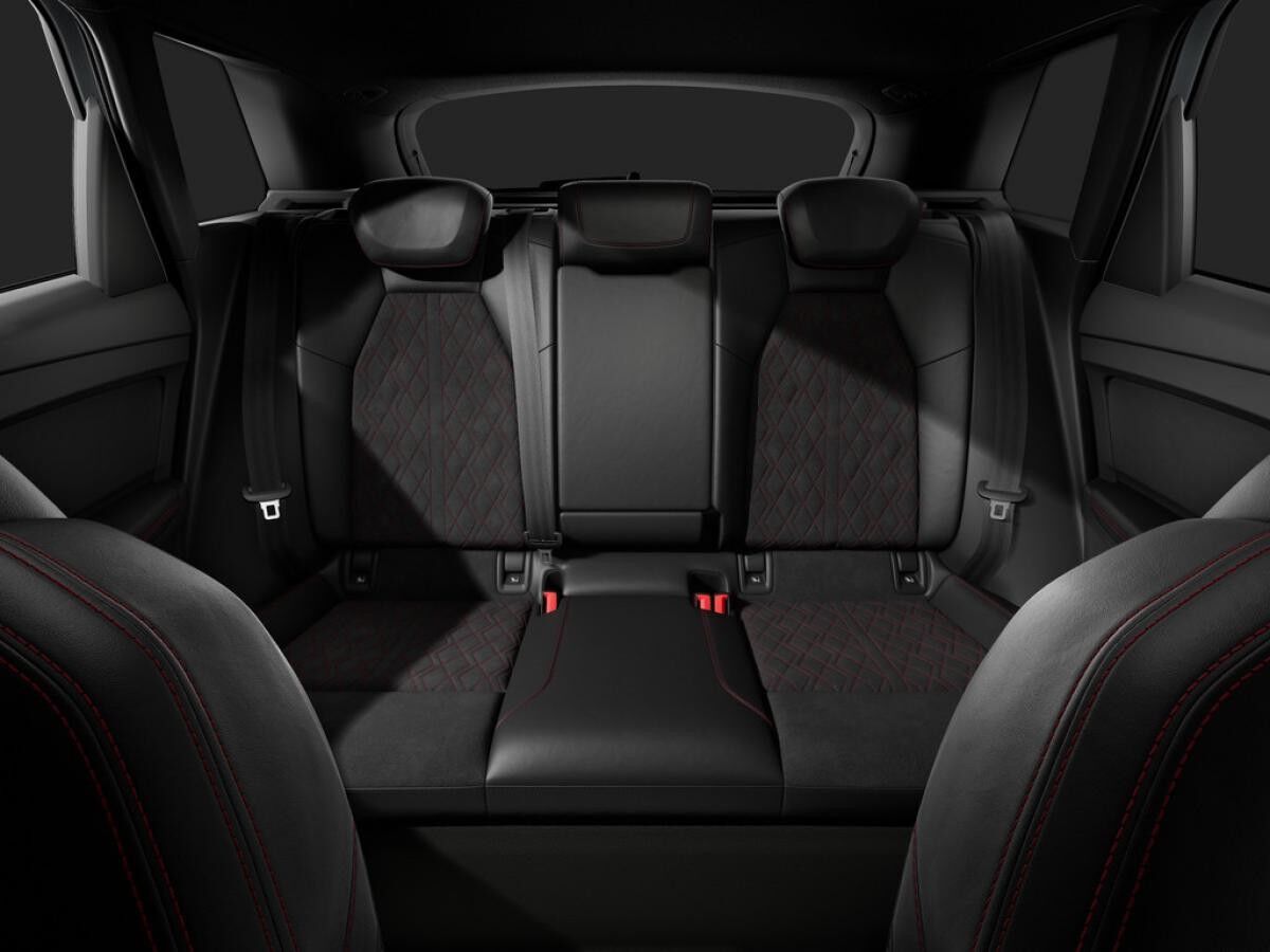 Audi Q4 e-tron 45 2xS line Edition/Black+/Matrix/Pano/AHK/21Zoll