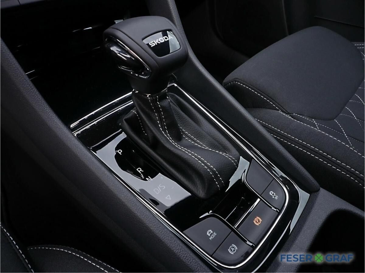 Skoda Karoq Sportline 1,5 TSI DSG, AHK,SHZ,NAVI
