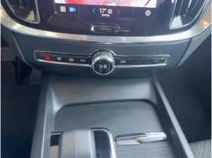 Volvo S60 Plus Dark B4