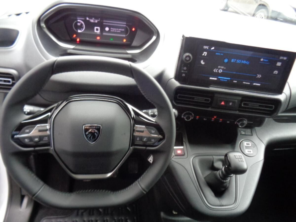 Peugeot Partner BlueHDi 100 L1 EHZ Laderaumverkl., M+S,