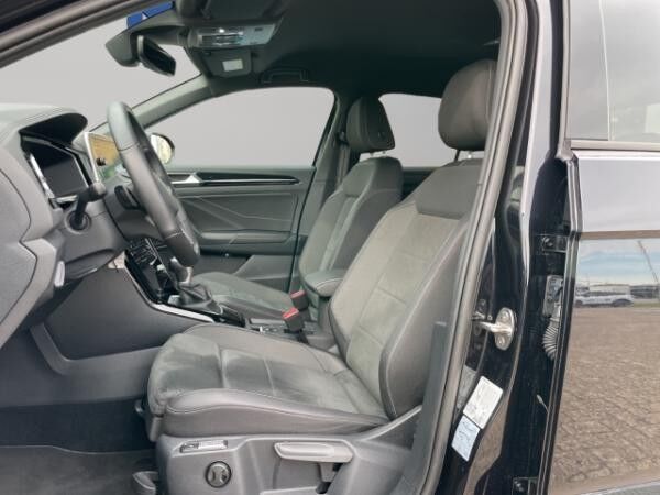 Volkswagen T-Roc R-Line 1.5 TSI DSG AHK, Navi, RFK