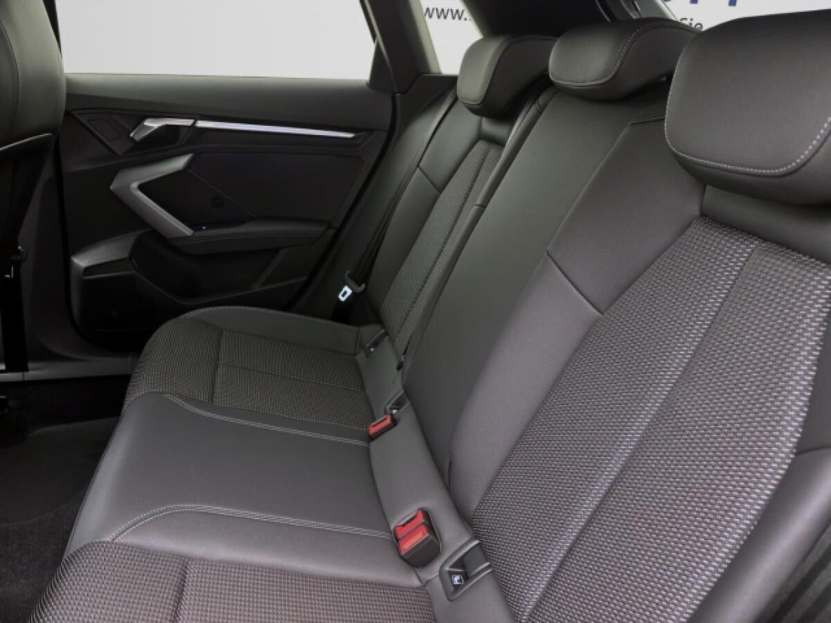Audi A3 Sportback S line TFSI 110(150) kW(PS) S tronic