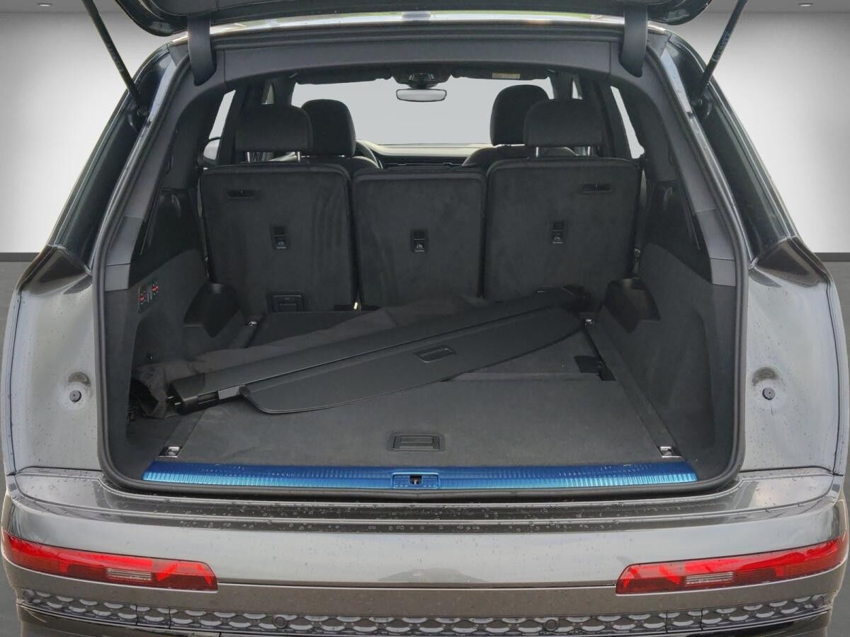 Audi Q7 S-Line business TDI quattro AHK AllrLenk Pano HuD b+O 7Sitze