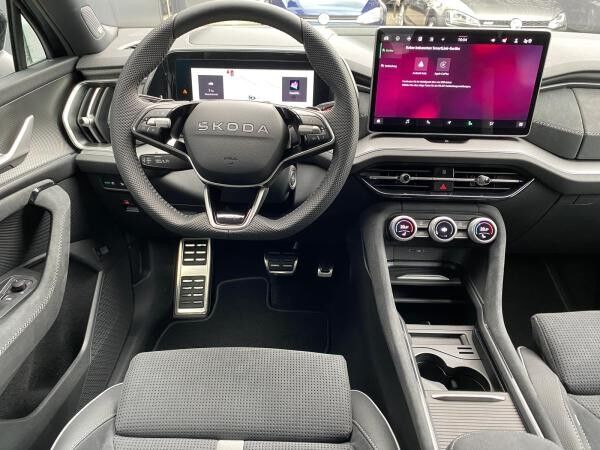 Skoda Kodiaq 2.0 TDI DSG 4x4 Sportline MATRIX AHK PANO