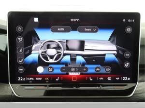 Volkswagen Golf VIII GTI 2.0 TSI DSG | PANO | HARMAN | Volkswagen Golf VIII GTI 2.0 TSI DSG | PANO | HARMAN |