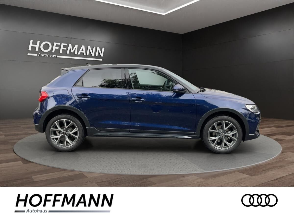 Audi A1 allstreet 30 TFSI S tronic / Assistenzpaket, Navi, LED, Sportsitze