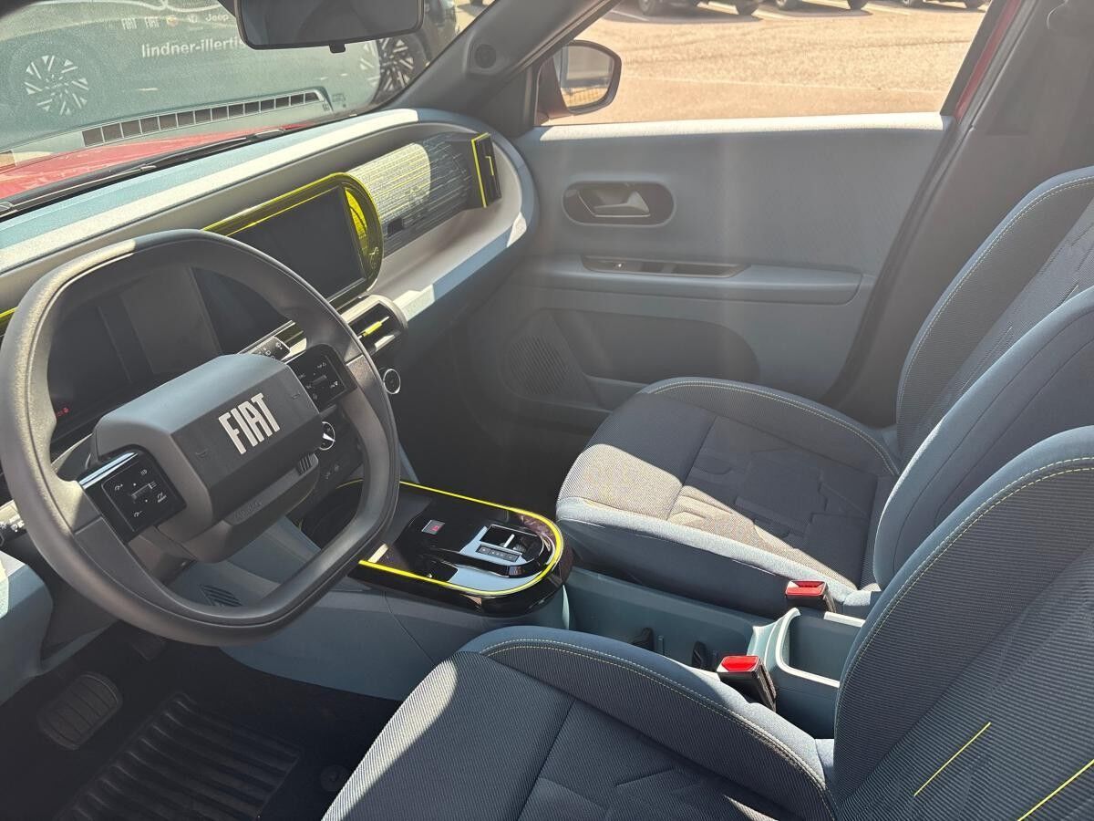 Fiat Grande Panda Elektro RED 44kWh 83kW (113 PS)