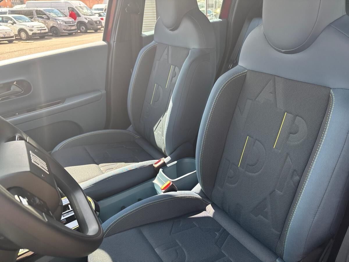 Fiat Grande Panda Elektro RED 44kWh 83kW (113 PS)