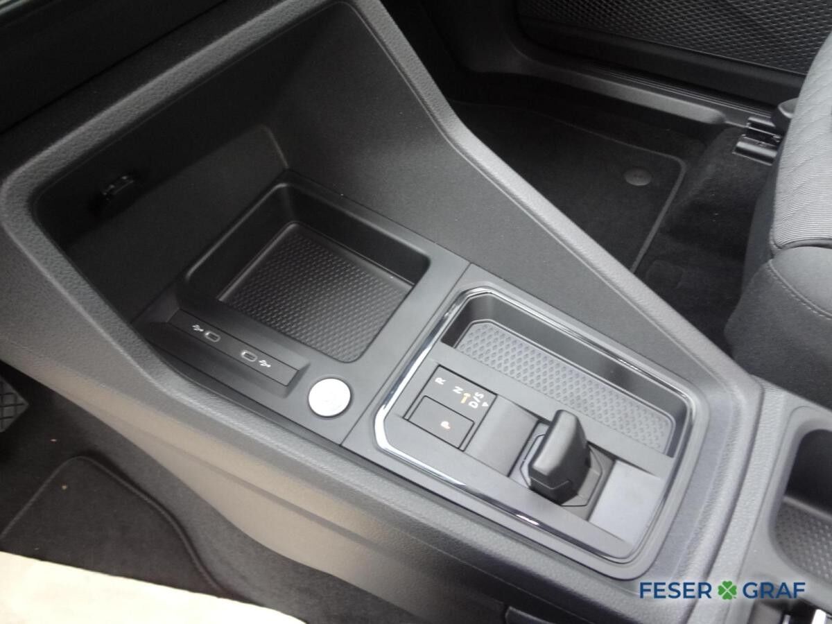 Volkswagen Caddy Life 2.0 TDI DSG LED Panorama Kamera Ergo