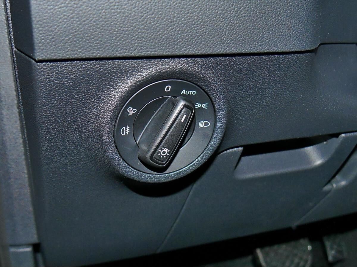 Skoda Karoq "Tour" 1.5TSI 150PS DSG *SOFORT VERFÜGBAR*