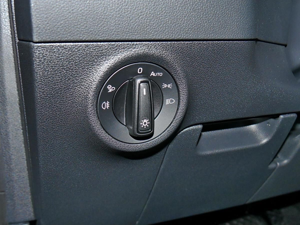 Skoda Karoq "Tour" 1.5TSI 150PS DSG *SOFORT VERFÜGBAR*