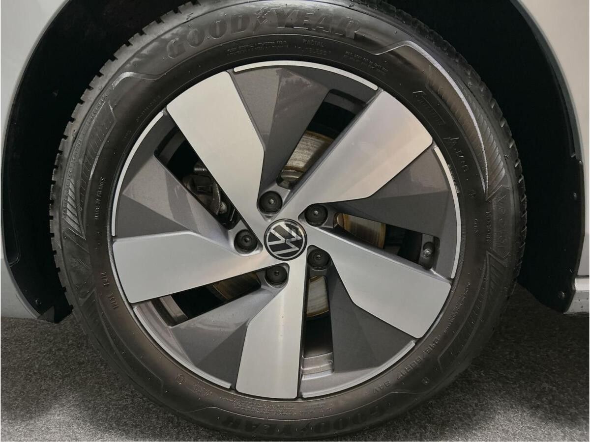 Volkswagen Passat Variant Business Navi LED AHK