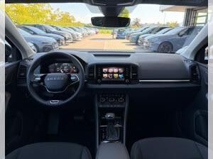 Skoda Karoq SELECTION 1.5 TSI DSG (UVP 43.359€ /KW48/25) AHK/PARK/WINTER/KESSY/230V/4J.GARA./UVM.