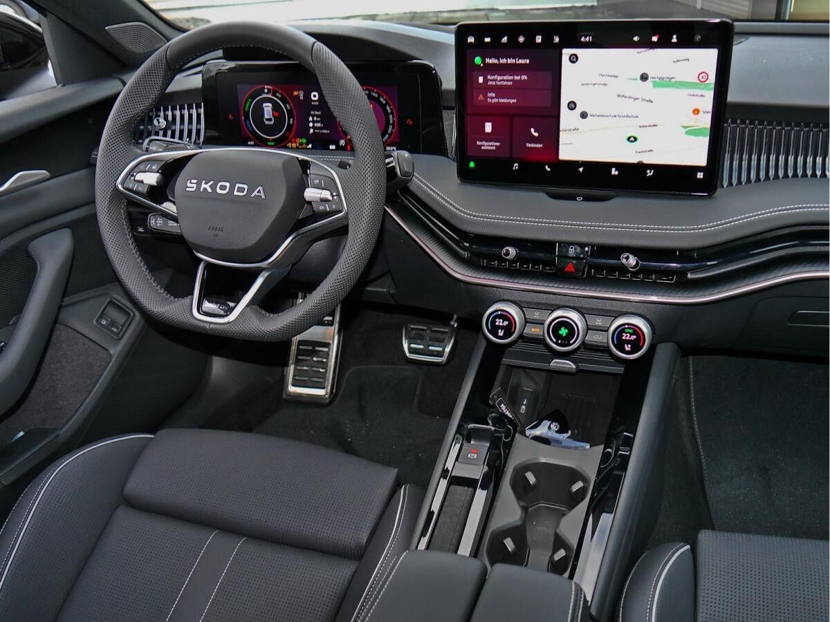 Skoda Superb Combi "Sportline" 1.5TSI iV Hybrid DSG *SOFORT VERFÜGBAR* Skoda Superb Combi "Sportline" 1.5TSI iV Hybrid DSG *SOFORT VERFÜGBAR*