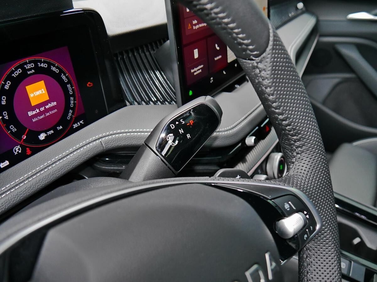 Skoda Superb Combi "Sportline" 1.5TSI iV Hybrid DSG *SOFORT VERFÜGBAR* Skoda Superb Combi "Sportline" 1.5TSI iV Hybrid DSG *SOFORT VERFÜGBAR*