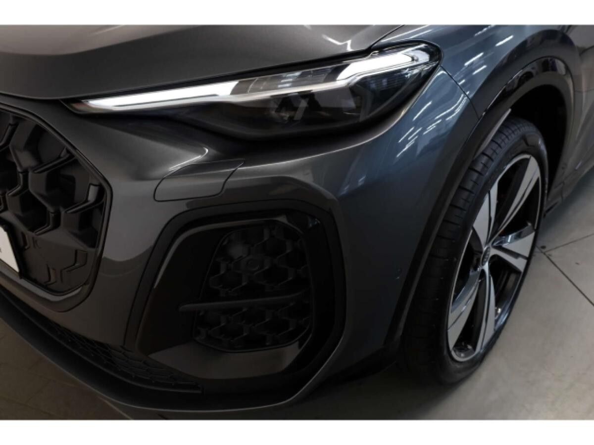Audi Q5 e-hybrid TFSI e quattro S line edition one