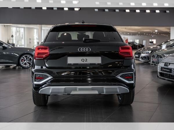 Audi Q2 35 TFSI S tronic Matrix Sound CarPlay Kamera
