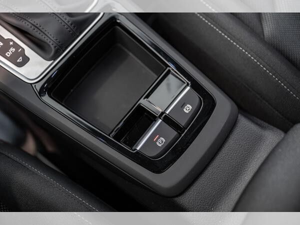 Audi Q2 35 TFSI S tronic Matrix Sound CarPlay Kamera