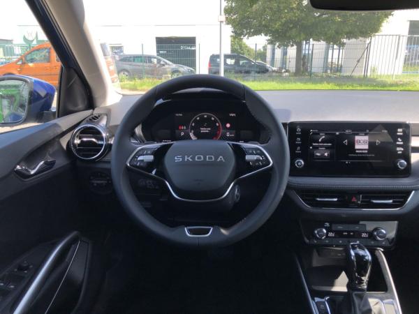 Skoda Fabia TOUR 1.5 TSI DSG AHK+WSS BEHEIZT+ACC+SHZ