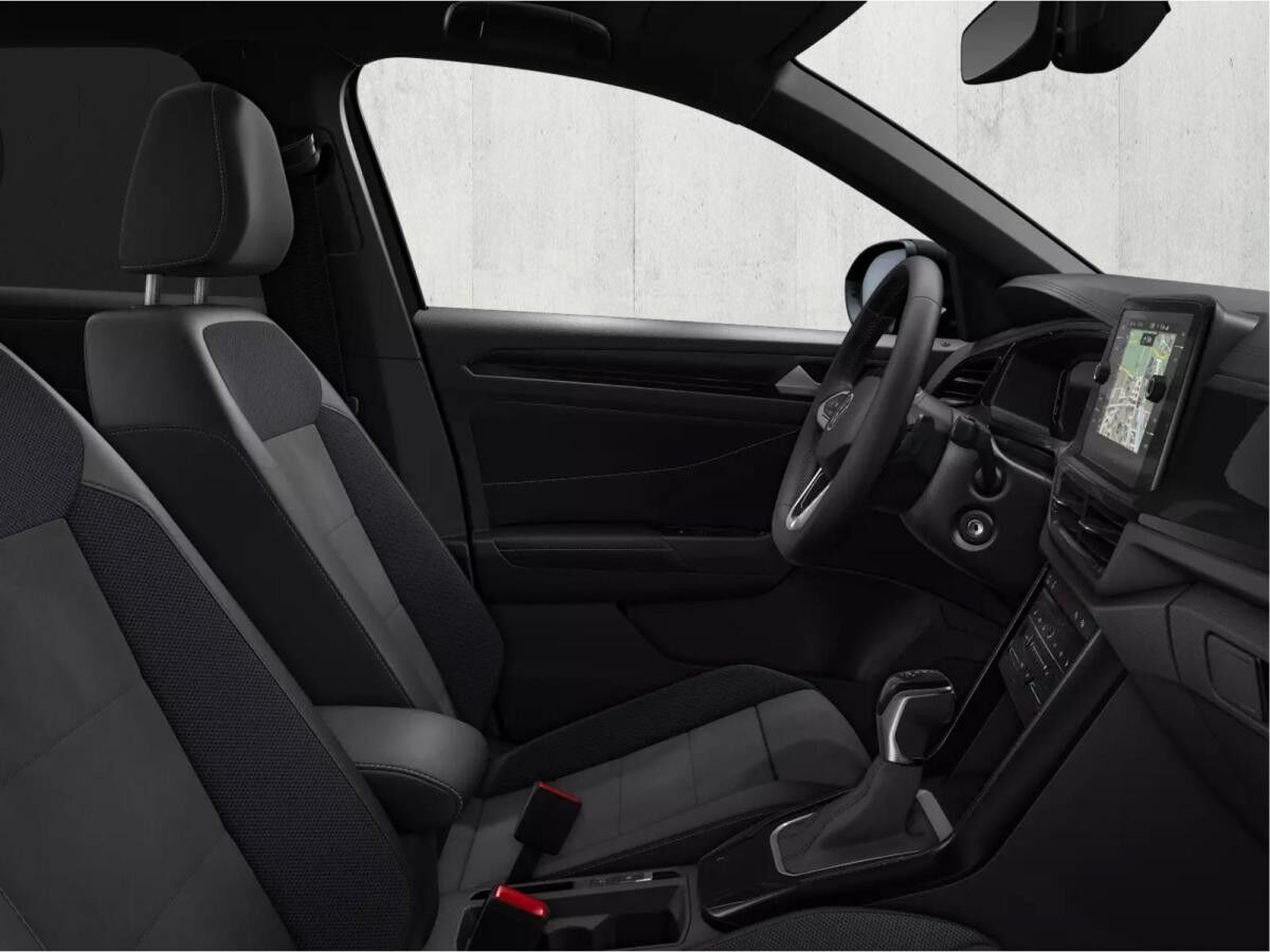 Volkswagen T-Roc 2.0 TDI DSG BLACK STYLE *AHK*LED+*NAVI !NOV25!