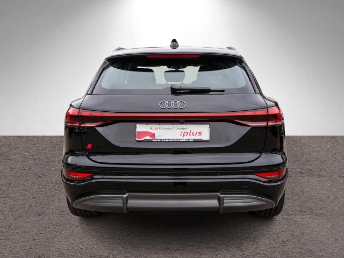 Audi e-tron Q6 SUV S line55 quattro NAVI MATRIX 360° UVP89455.- EUR // 0,25% Versteuerung