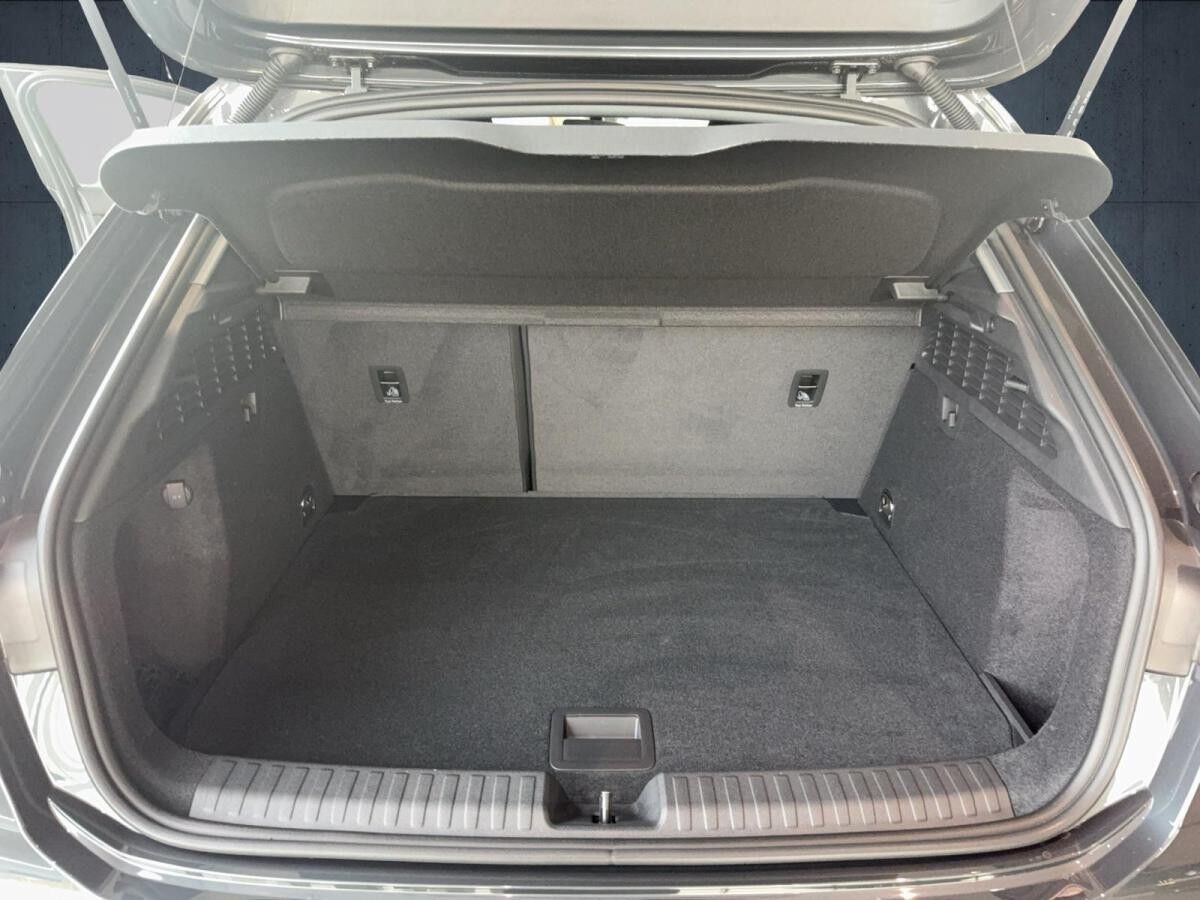 Audi A3 Sportback advanced 35 TFSI S tr. LED 18 FLA