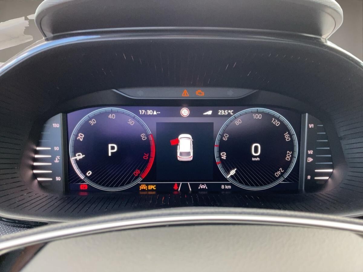 Skoda Fabia SOFORT VERFÜGBAR! Tour ACC Kamera Virtual LED KlimaA