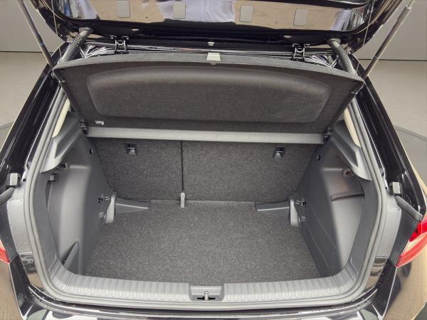 Skoda Fabia SOFORT VERFÜGBAR! Tour Kamera DynLicht KeyLess LM