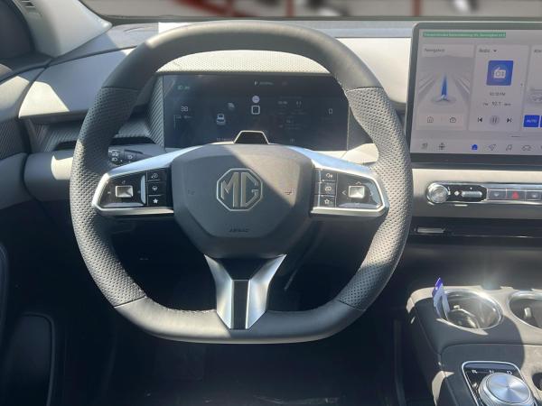 MG S5 EV Luxury Long Range