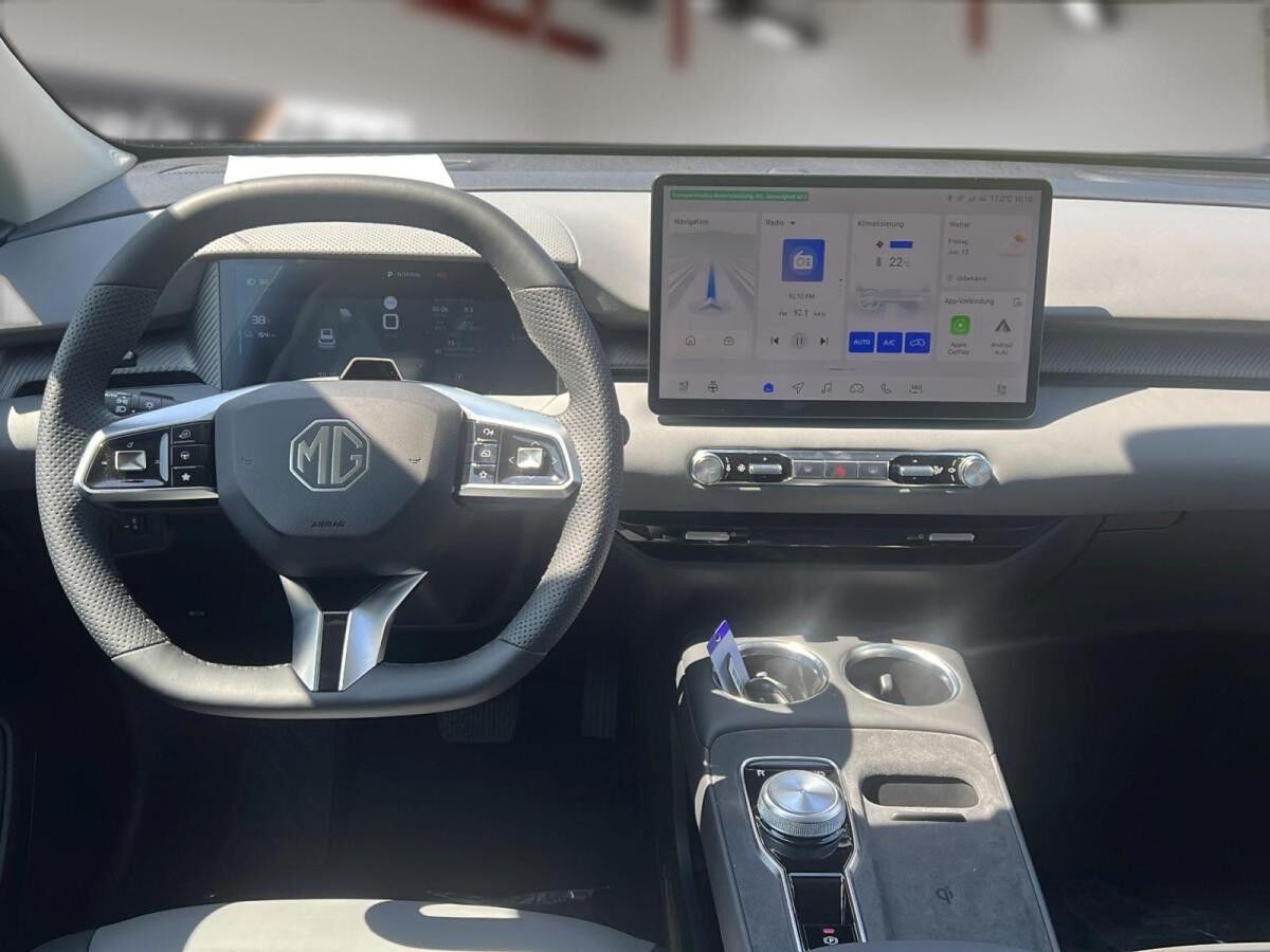 MG S5 EV Luxury Long Range