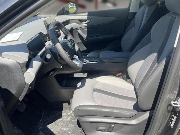 MG S5 EV Luxury Long Range